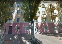 Сдаётся 3-к квартира по ул. О. Гончара №32, Нагорный район, 2 этаж 4 этажного дома, Сталинка, большая и просторна